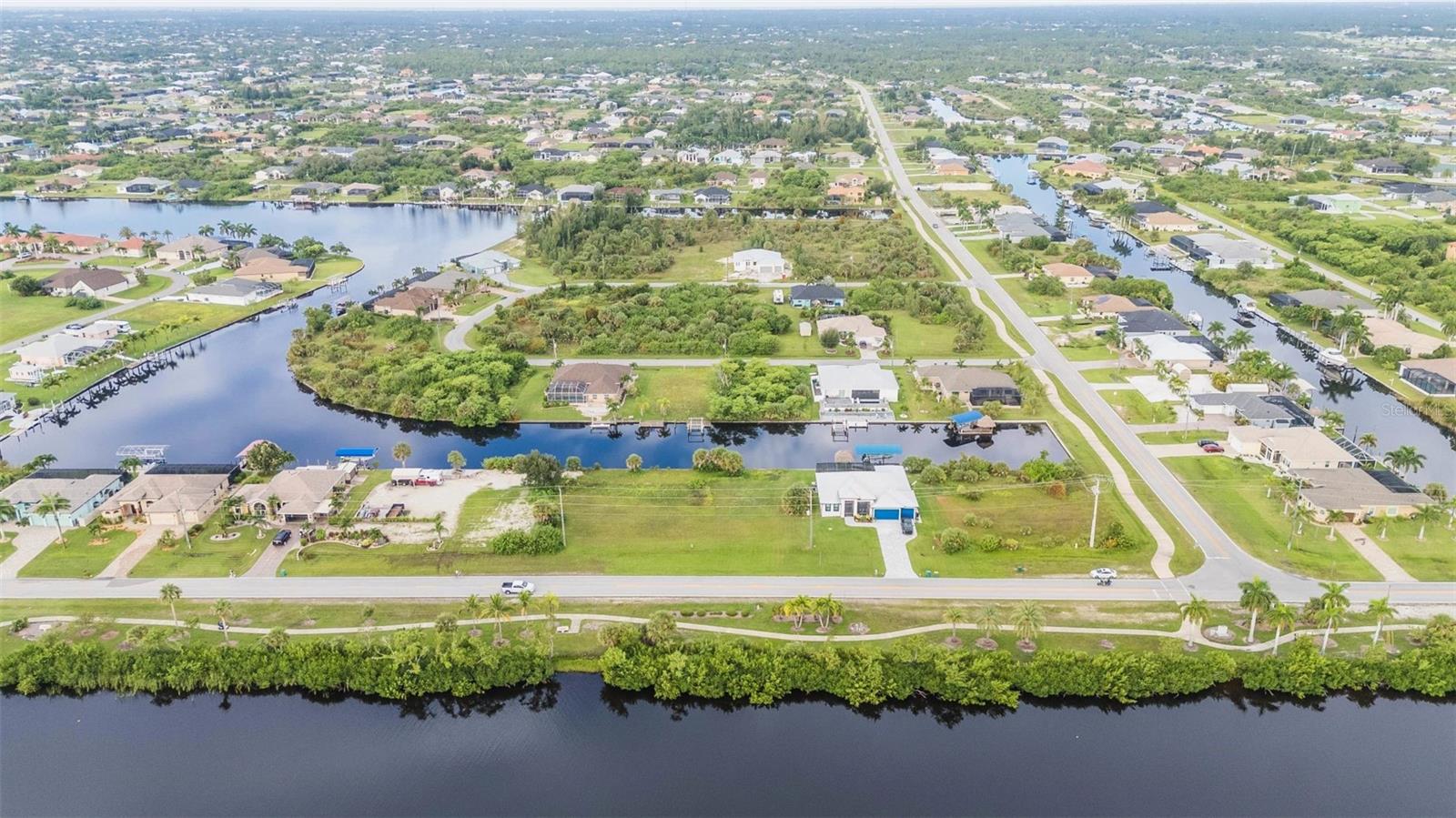 PORT CHARLOTTE SEC 093 - Land