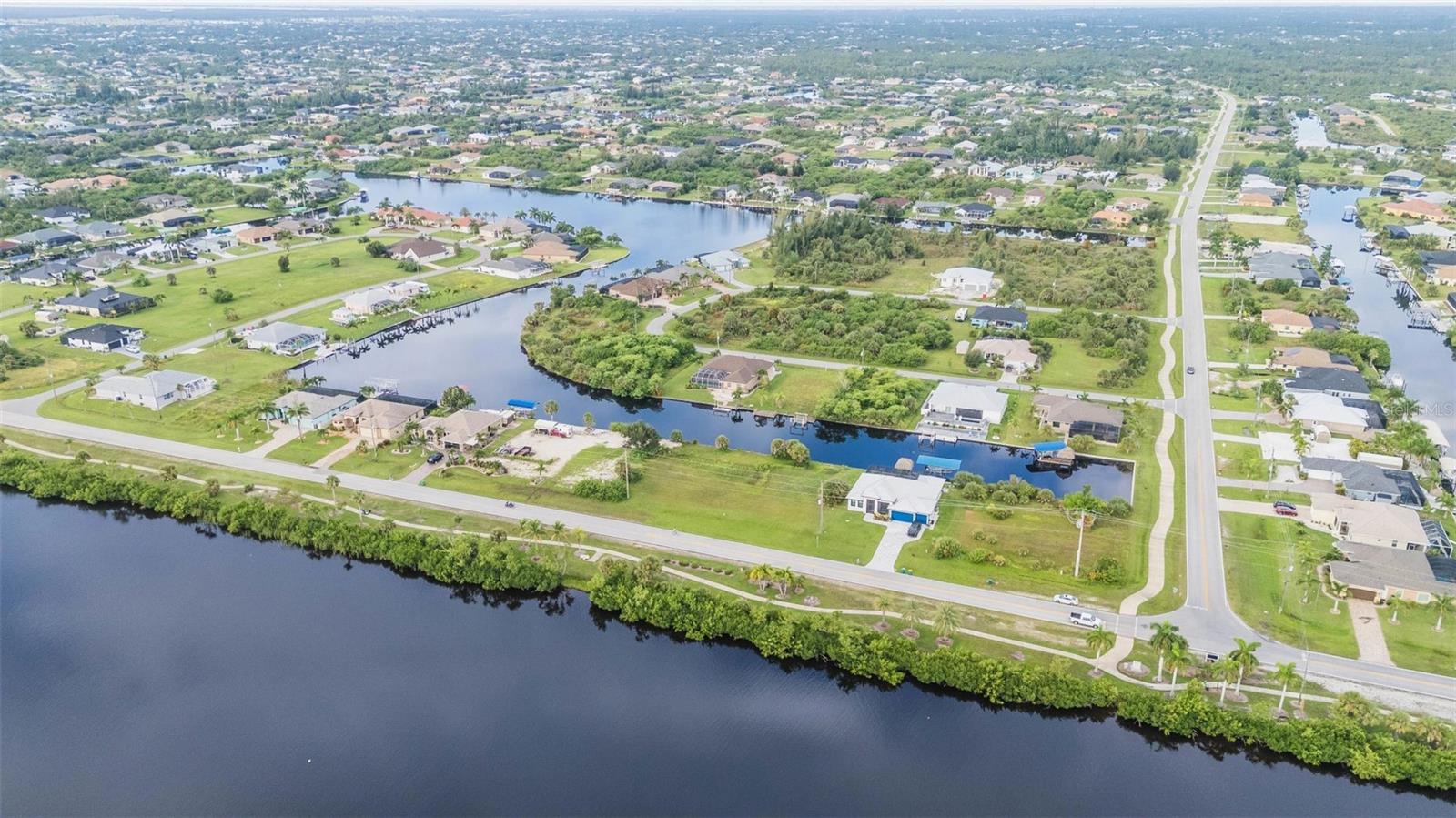 PORT CHARLOTTE SEC 093 - Land