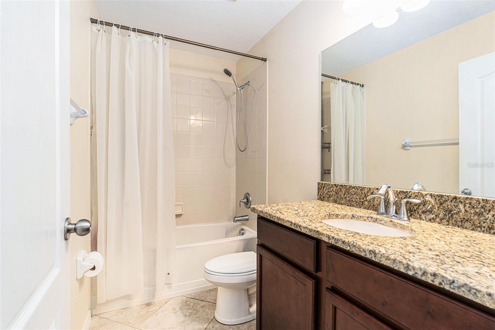 LAKESIDE PH 1A 2A & 05 - Residential