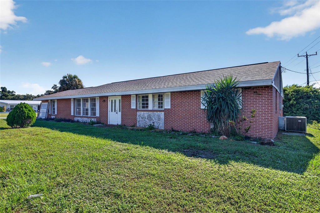 Photo of 20341 Midway Boulevard, Port Charlotte, FL 33952 (MLS # C7532391)