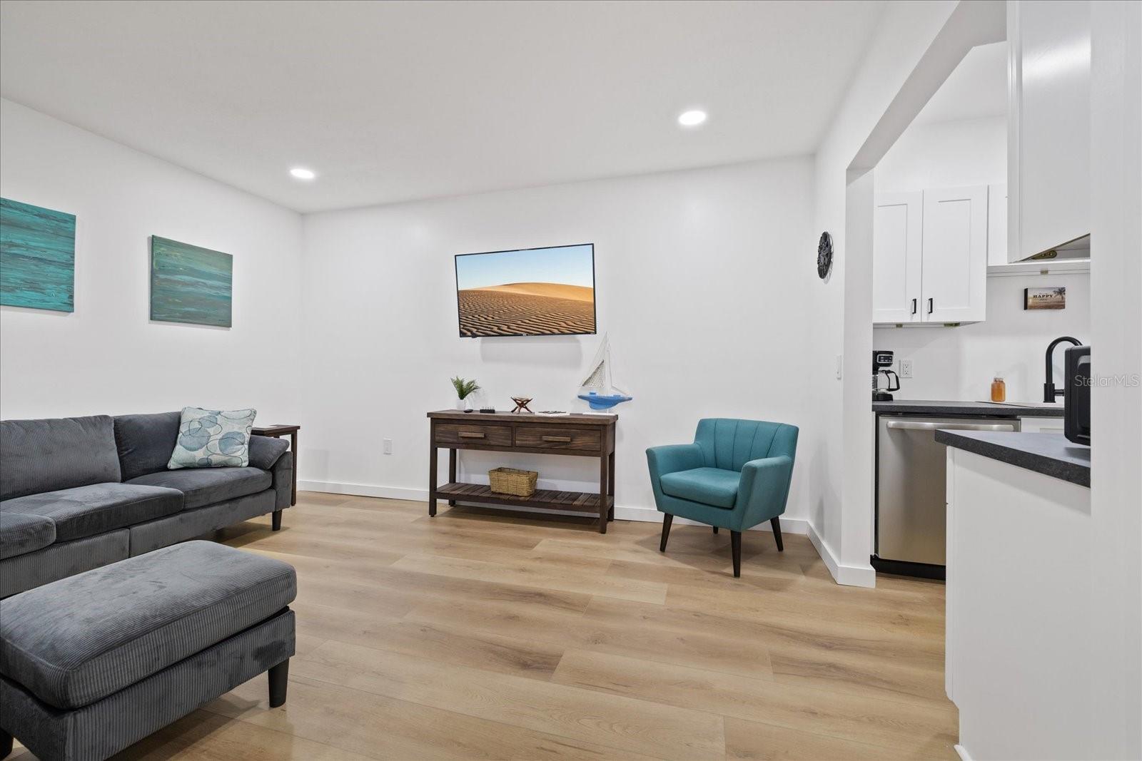253 REX PLACE B