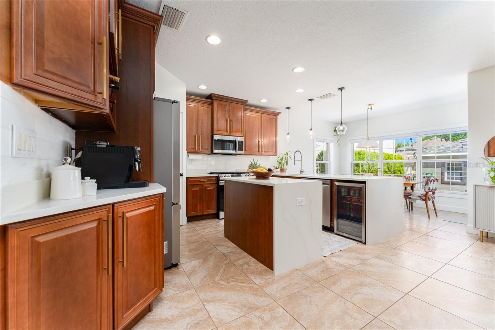 16008 PALMETTORUN CIRCLE