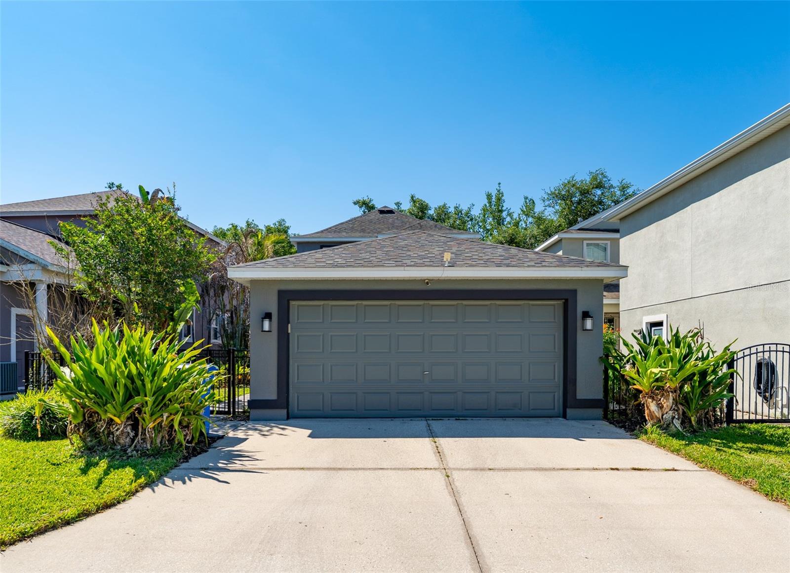 FISHHAWK RANCH TOWNCENTER PHAS - Residential