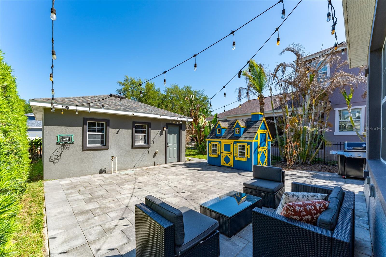 FISHHAWK RANCH TOWNCENTER PHAS - Residential