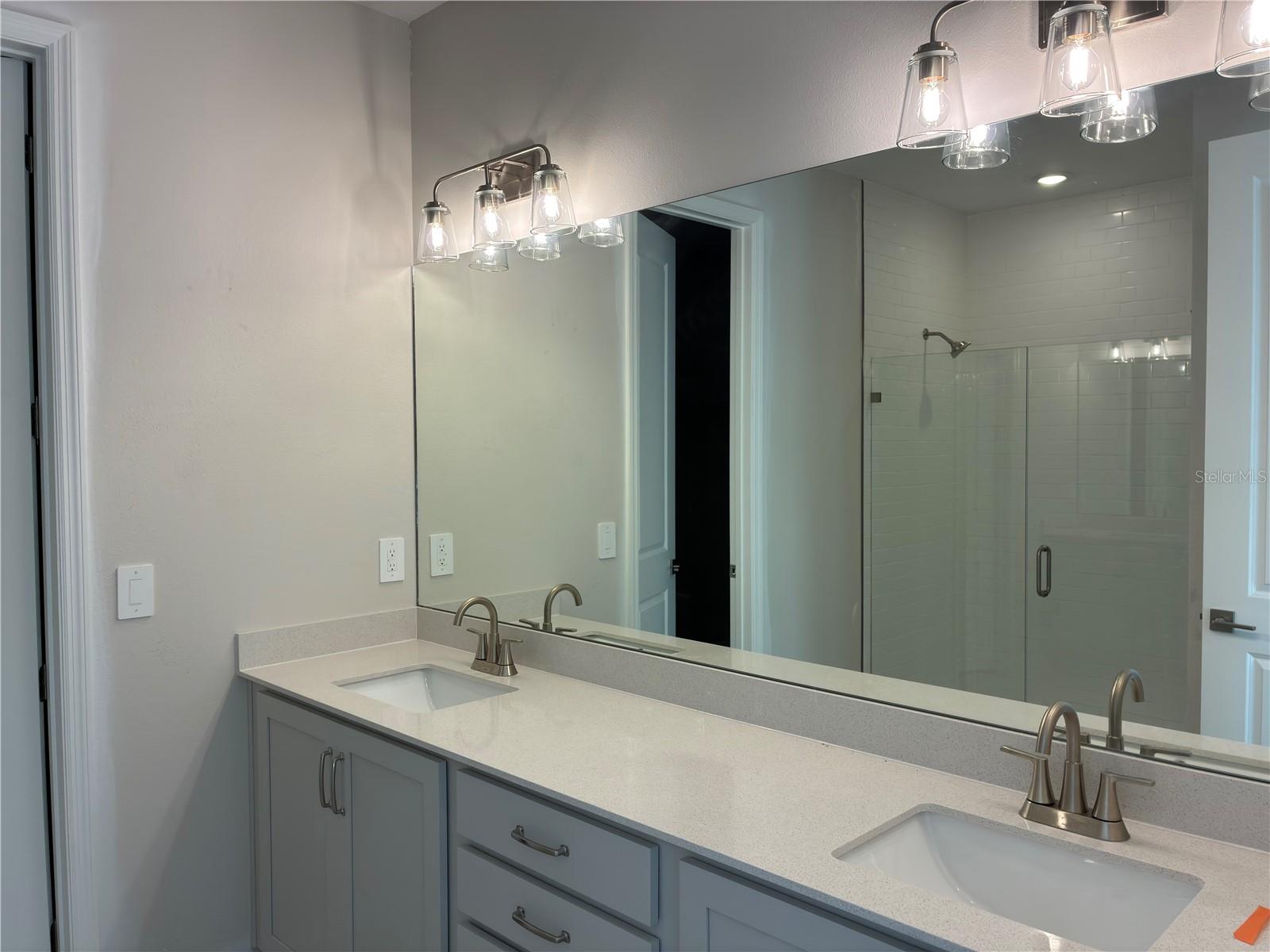 OAKFIELD TRAIL WEST - Residential