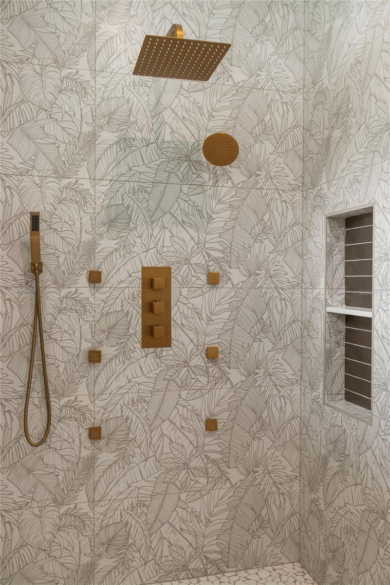 LANCASTER HEIGHTS - Residential