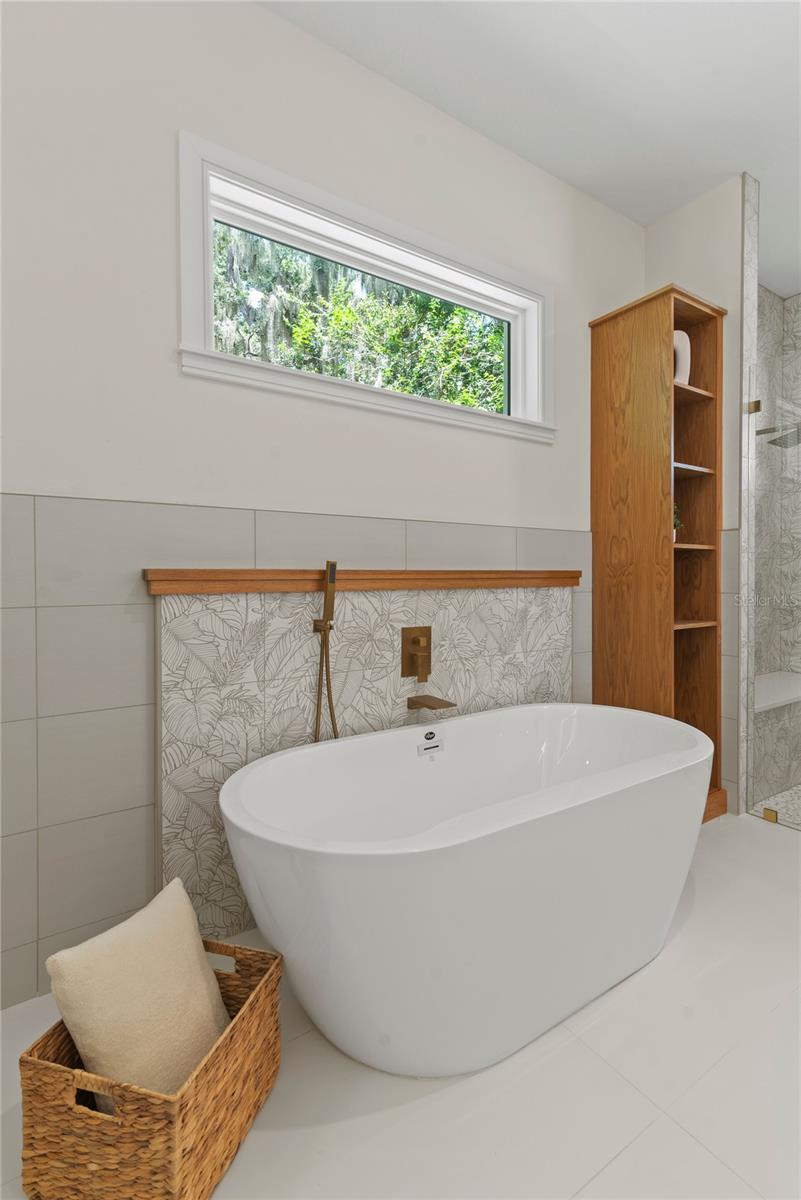 LANCASTER HEIGHTS - Residential