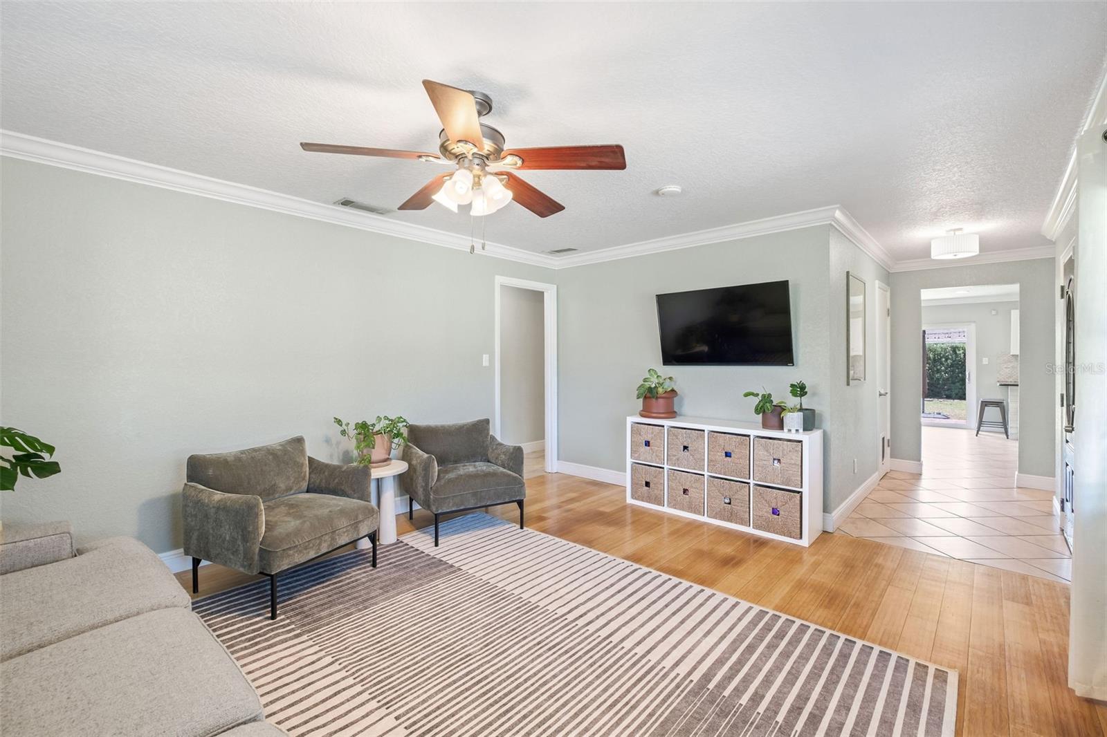8428 AUBURN CIRCLE