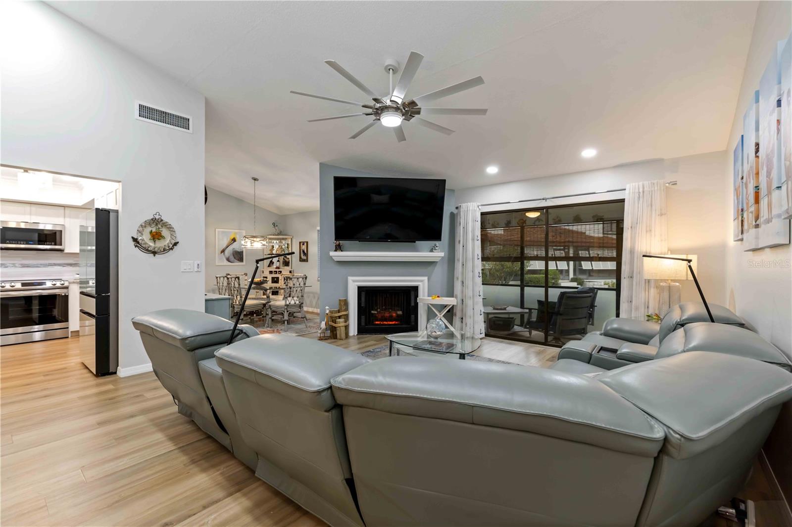 SORRENTO INLET PH 1 - Residential