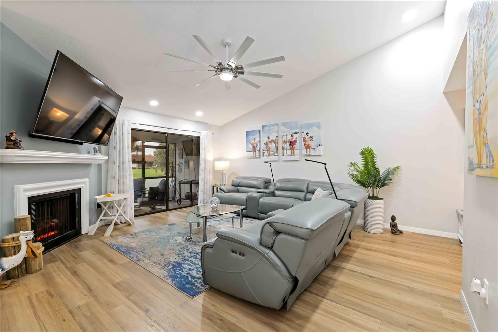 SORRENTO INLET PH 1 - Residential