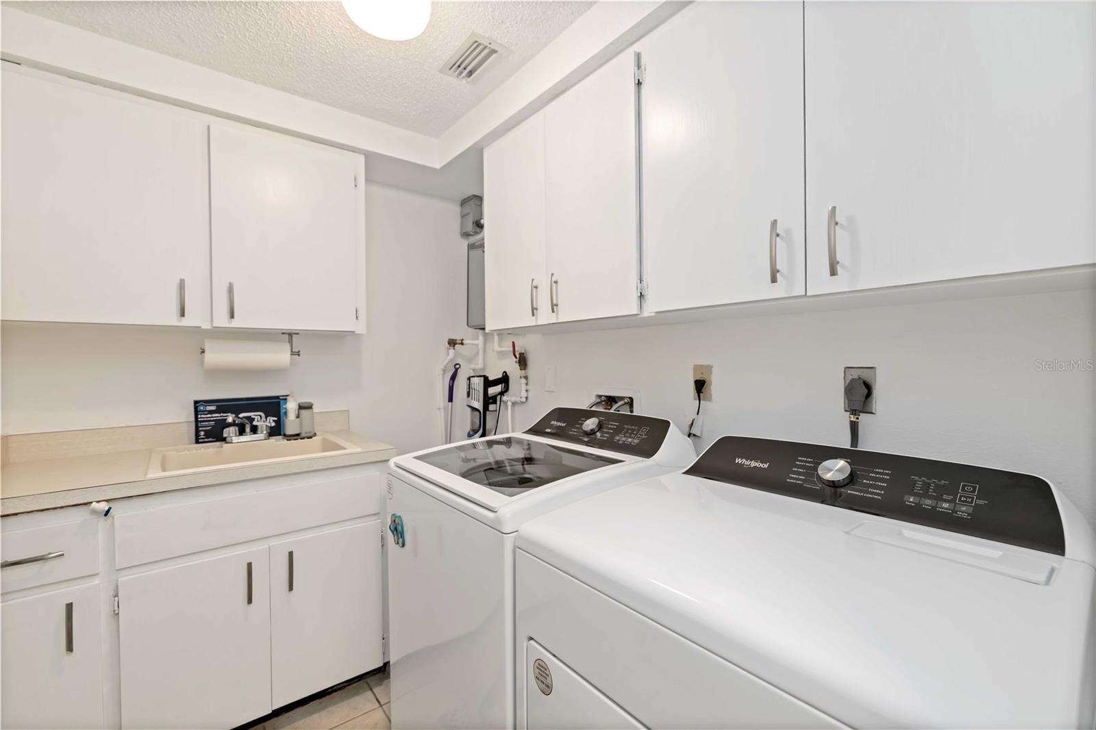 SORRENTO INLET PH 1 - Residential