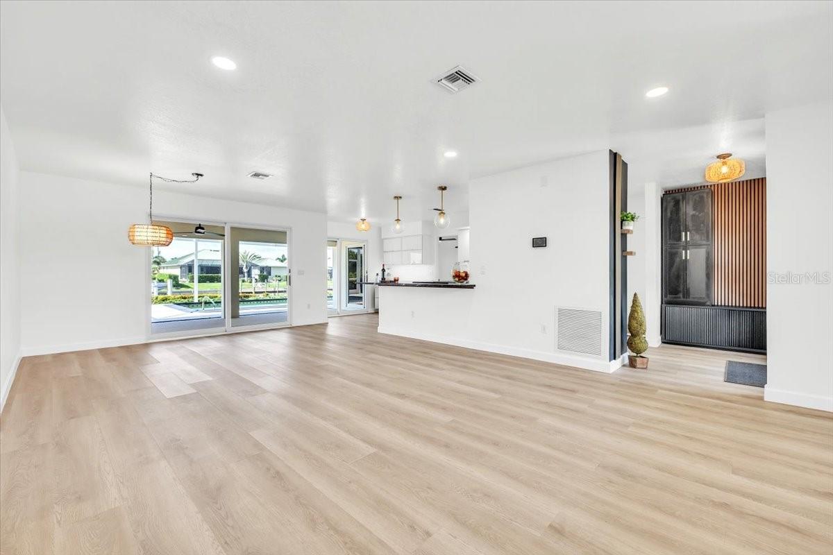 PUNTA GORDA ISLES SEC 17 - Residential