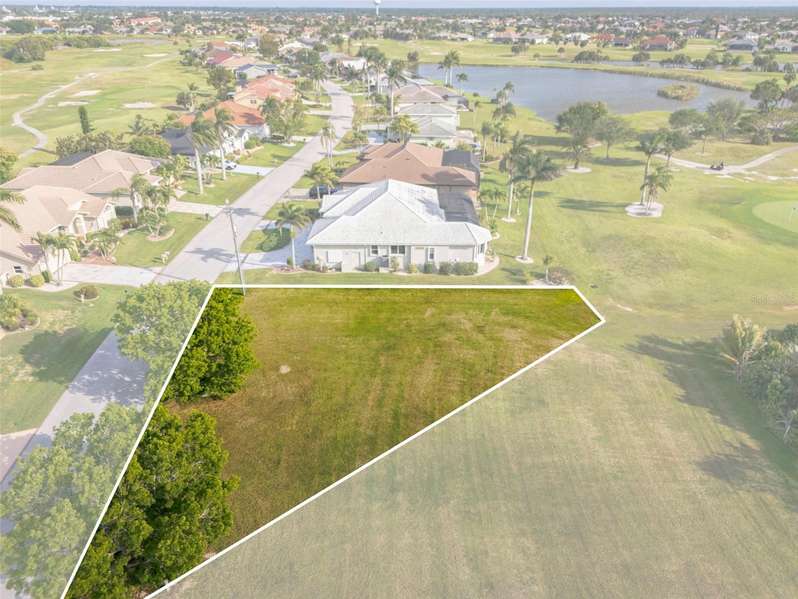 PUNTA GORDA ISLES SEC 15 - Land