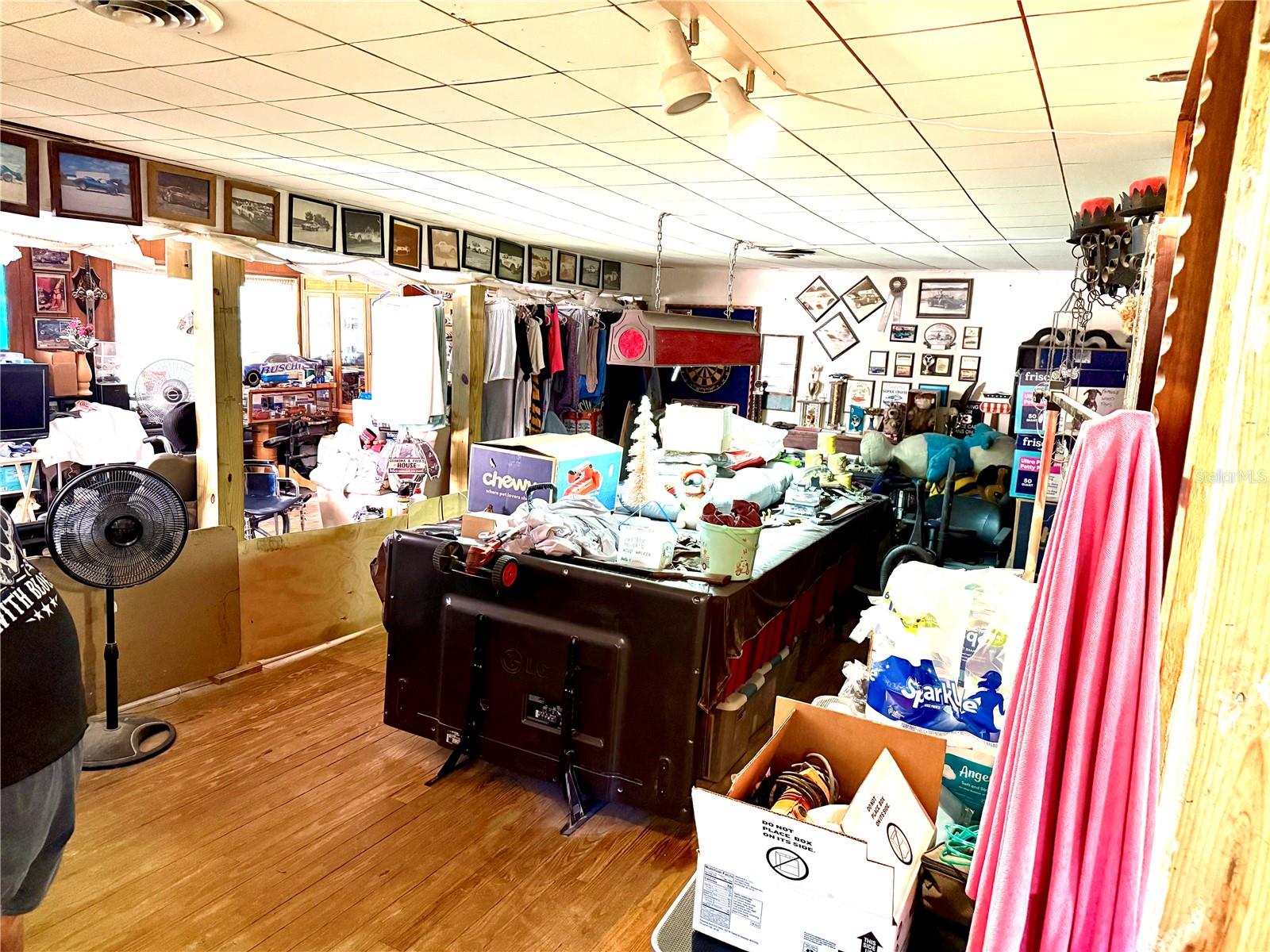 HOME ACRES UNIT 1 - Residential