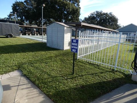 A home in ZEPHYRHILLS