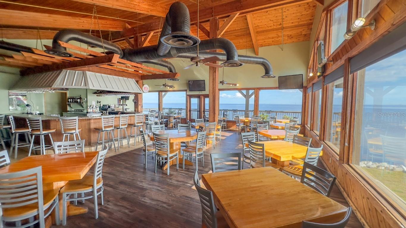 DELESPINE COURTS - Commercial Sale