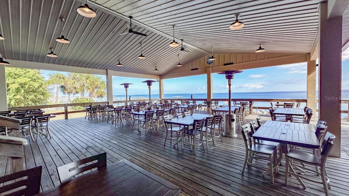 DELESPINE COURTS - Commercial Sale