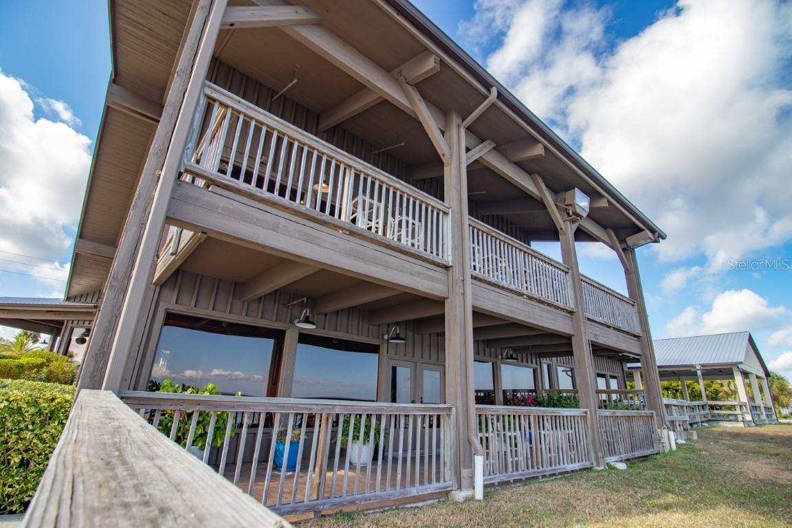 DELESPINE COURTS - Commercial Sale