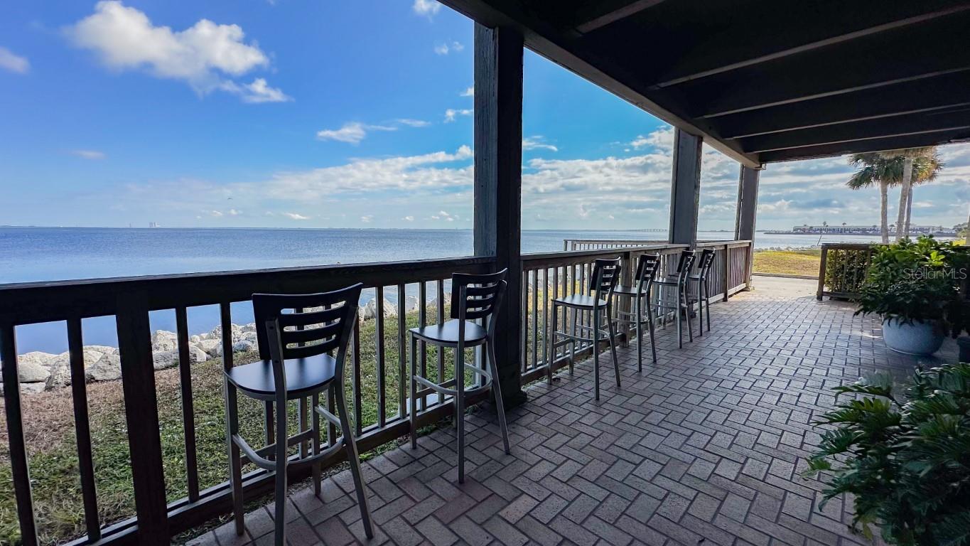 DELESPINE COURTS - Commercial Sale