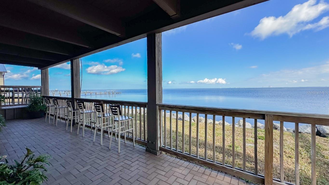 DELESPINE COURTS - Commercial Sale