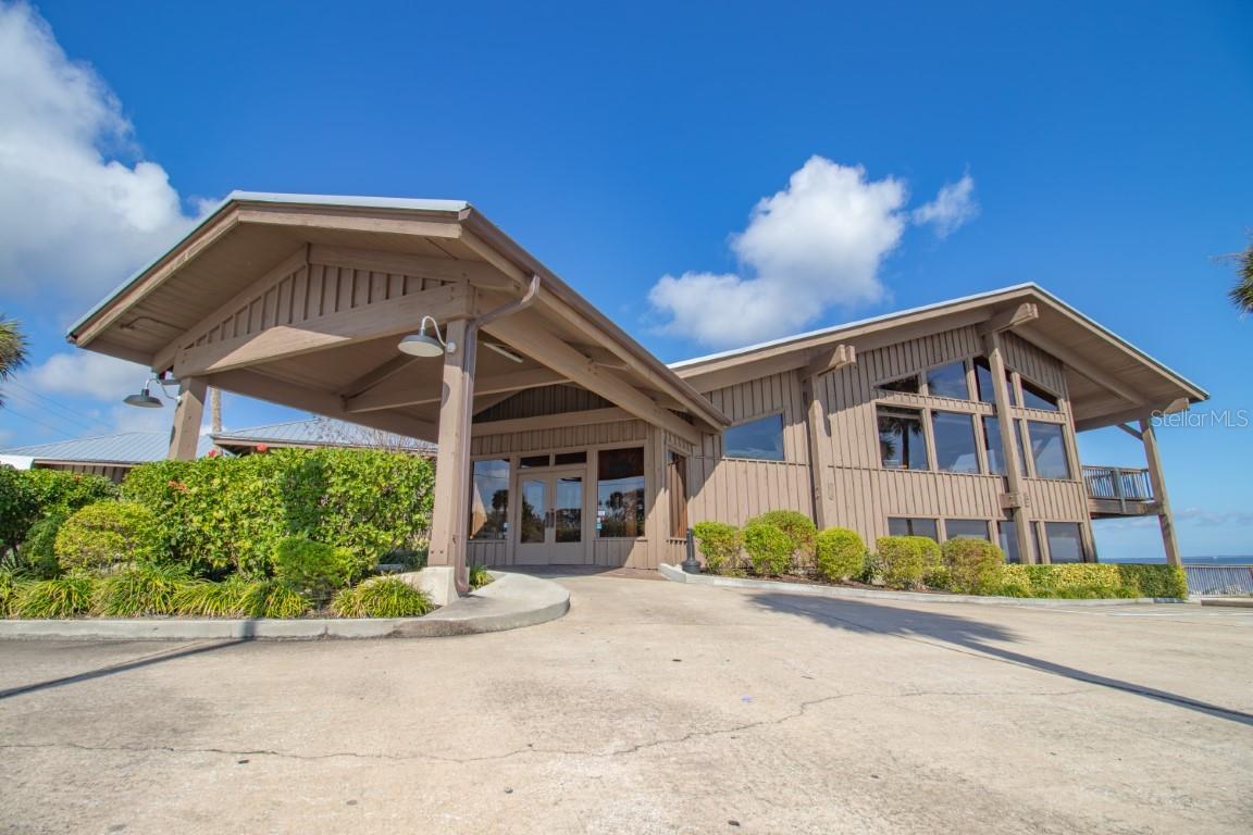 DELESPINE COURTS - Commercial Sale