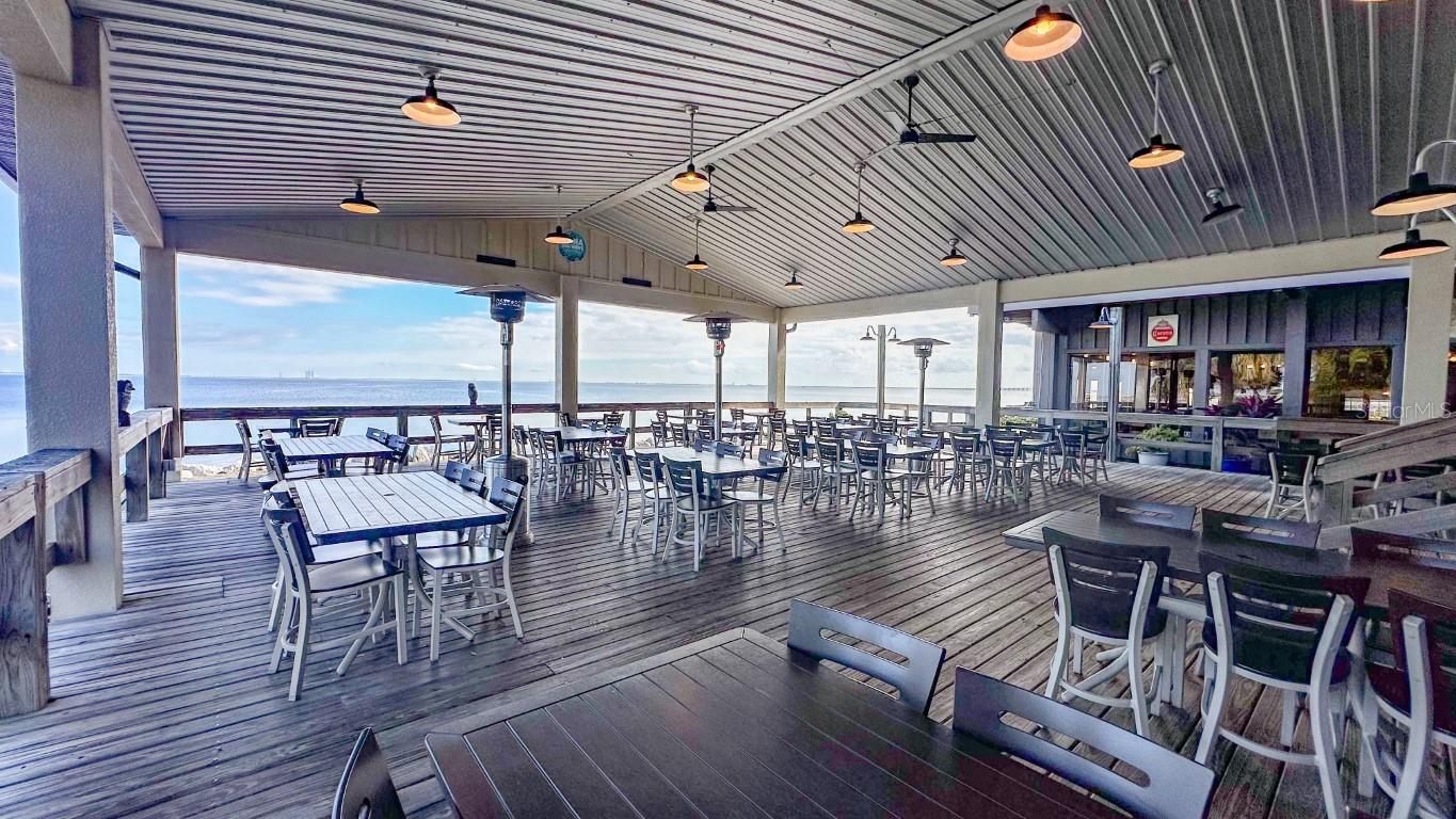 DELESPINE COURTS - Commercial Sale