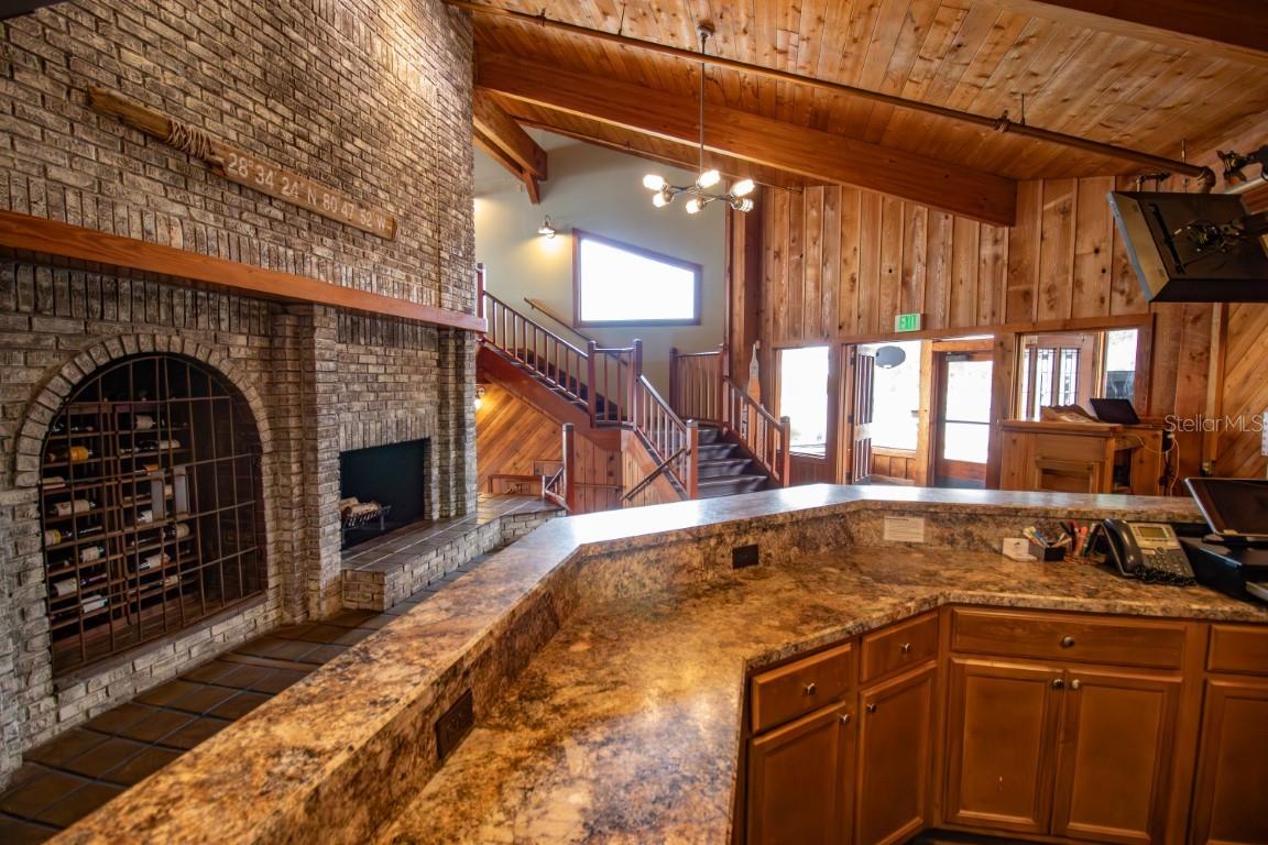 DELESPINE COURTS - Commercial Sale