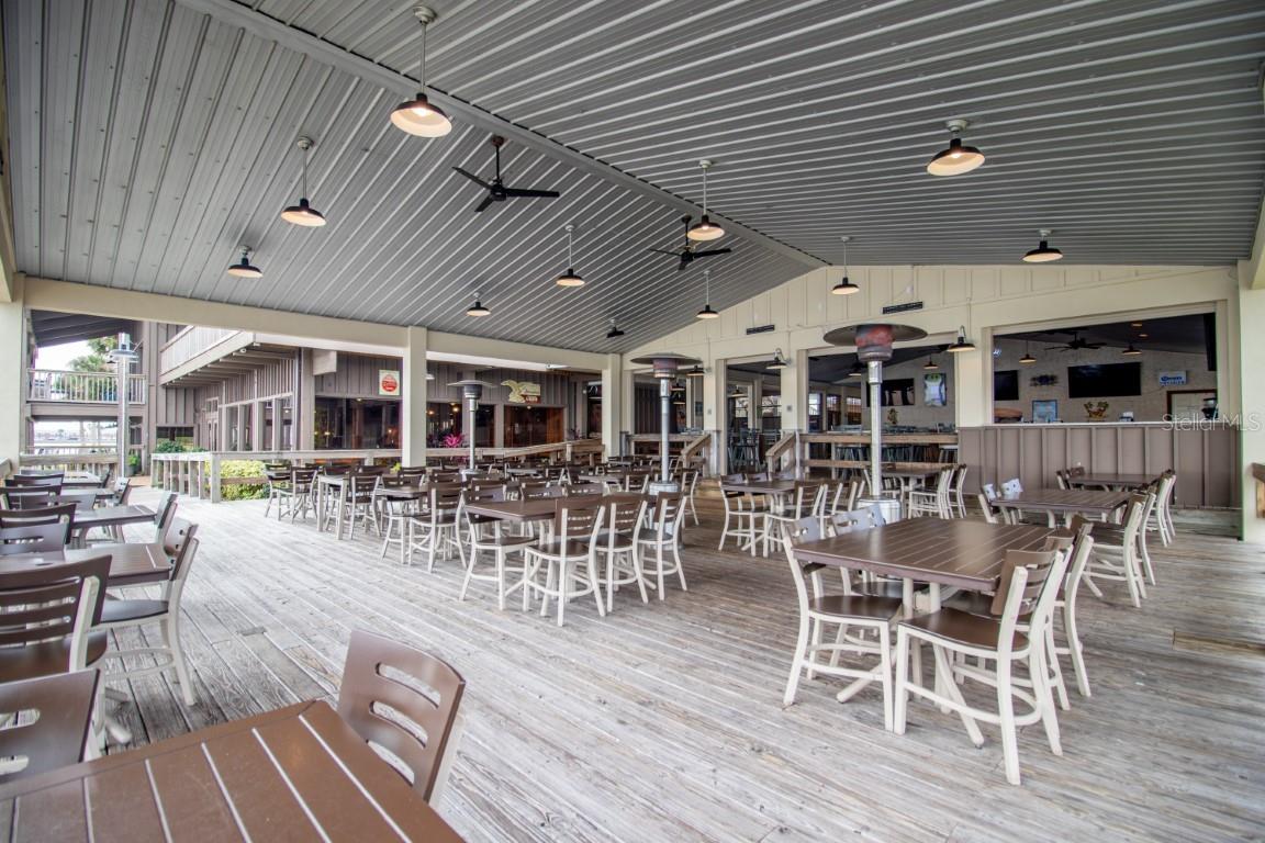 DELESPINE COURTS - Commercial Sale