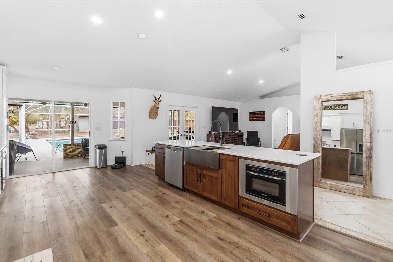 BAY LAKE RANCH UNIT 2 - Residential