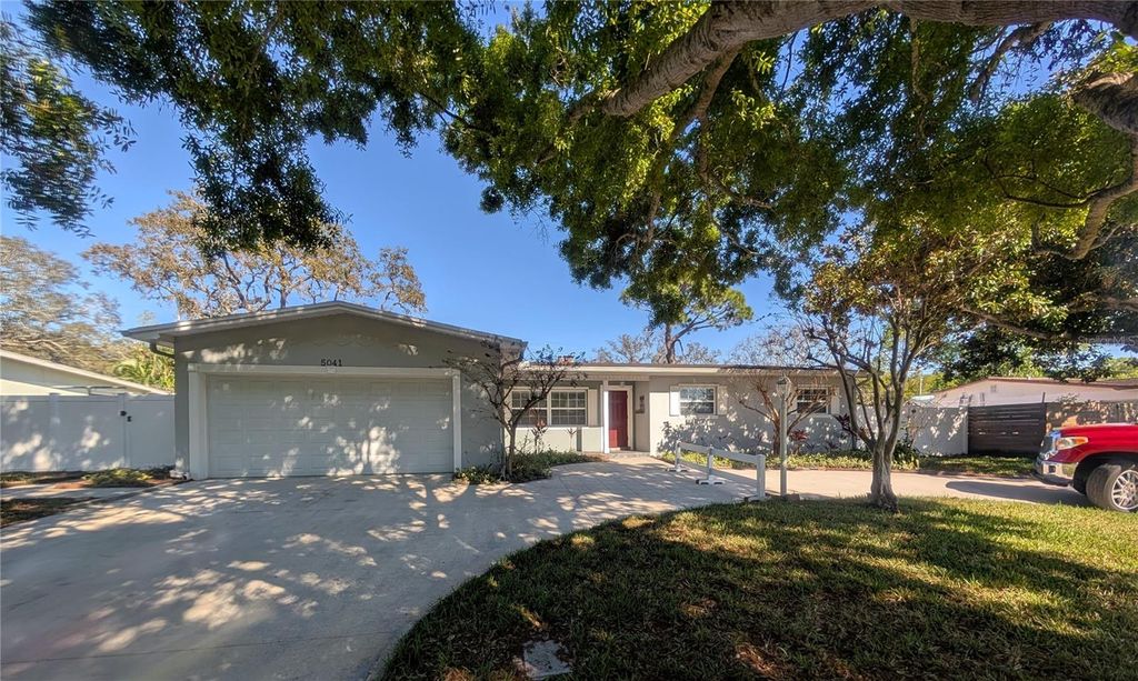 Photo of 5041 Myrtle Lane, Madeira Beach, FL 33708 (MLS # TB8487553)