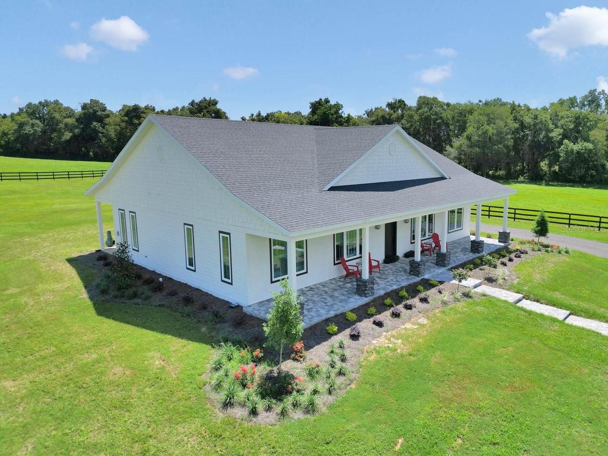 1631 W HWY 329
