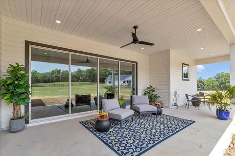 Tiny photo for 1631 W Hwy 329, Citra, FL 32113 (MLS # OM702718)