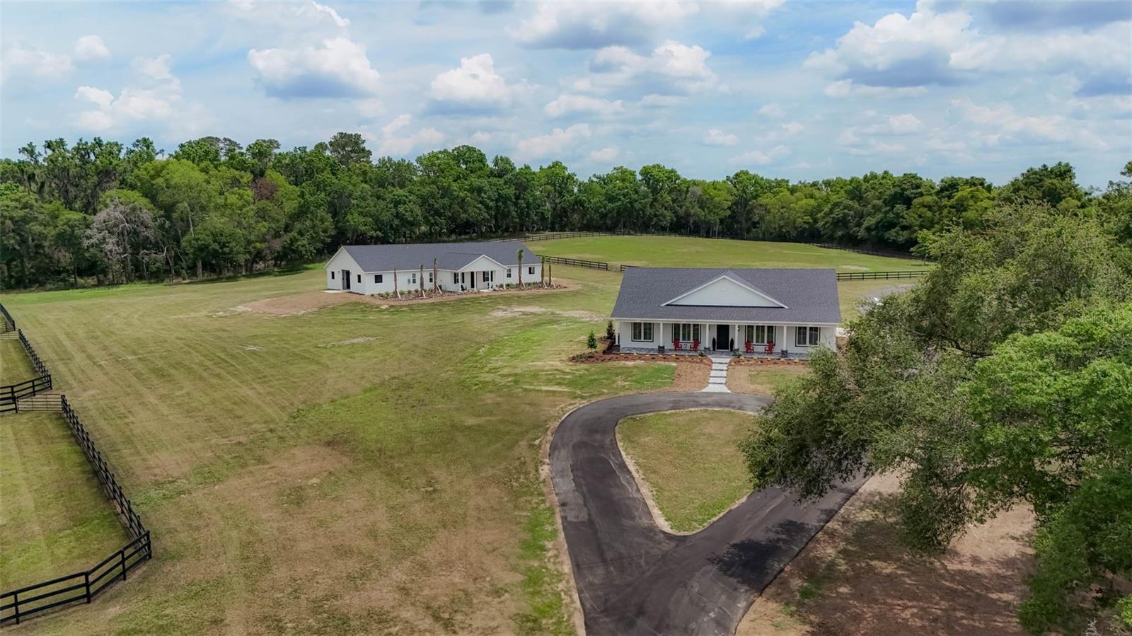 1631 W HWY 329