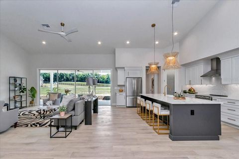 Tiny photo for 1631 W Hwy 329, Citra, FL 32113 (MLS # OM702718)