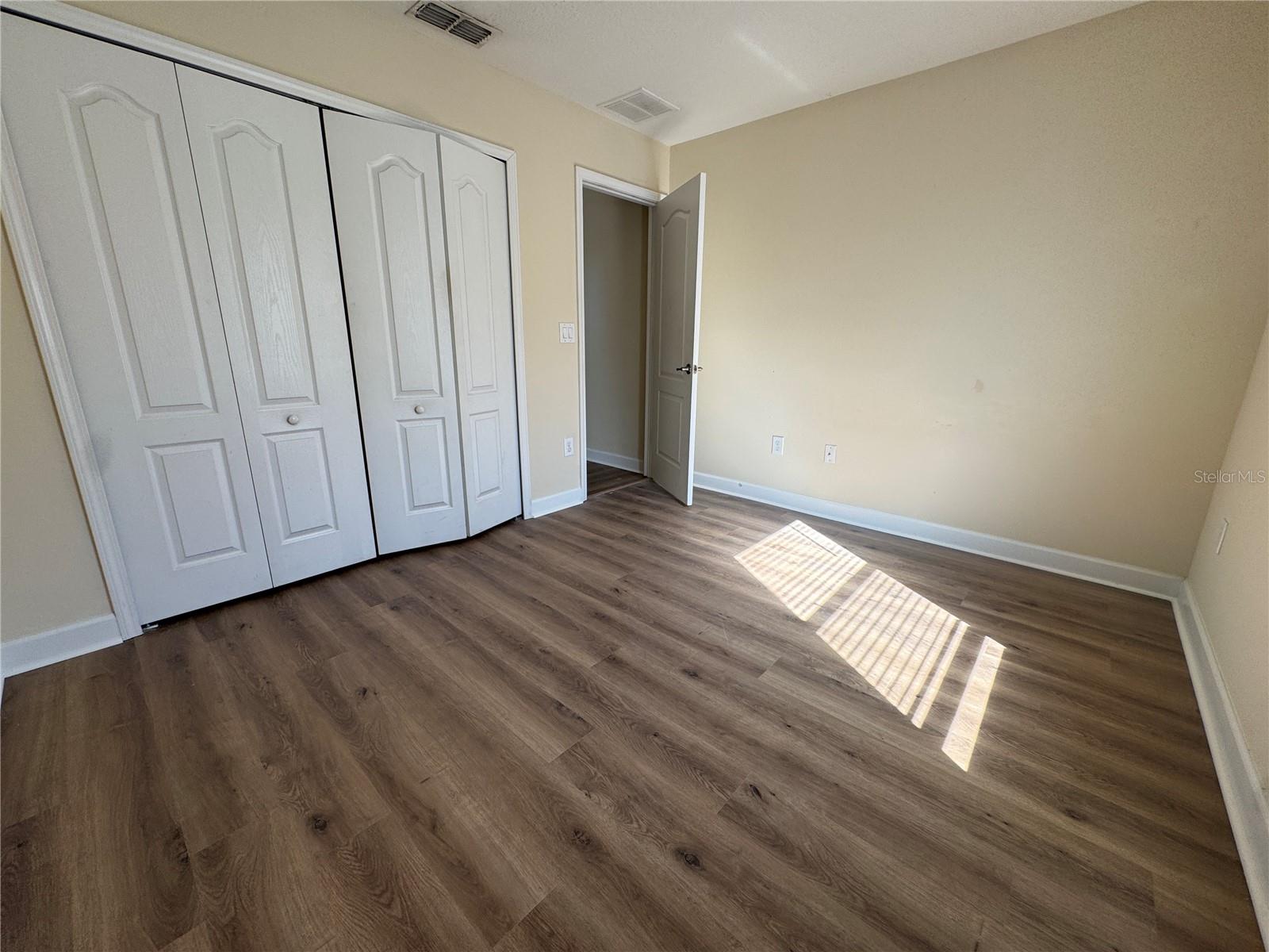 SIGNATURE LAKES PH 3B-1 - Residential Lease