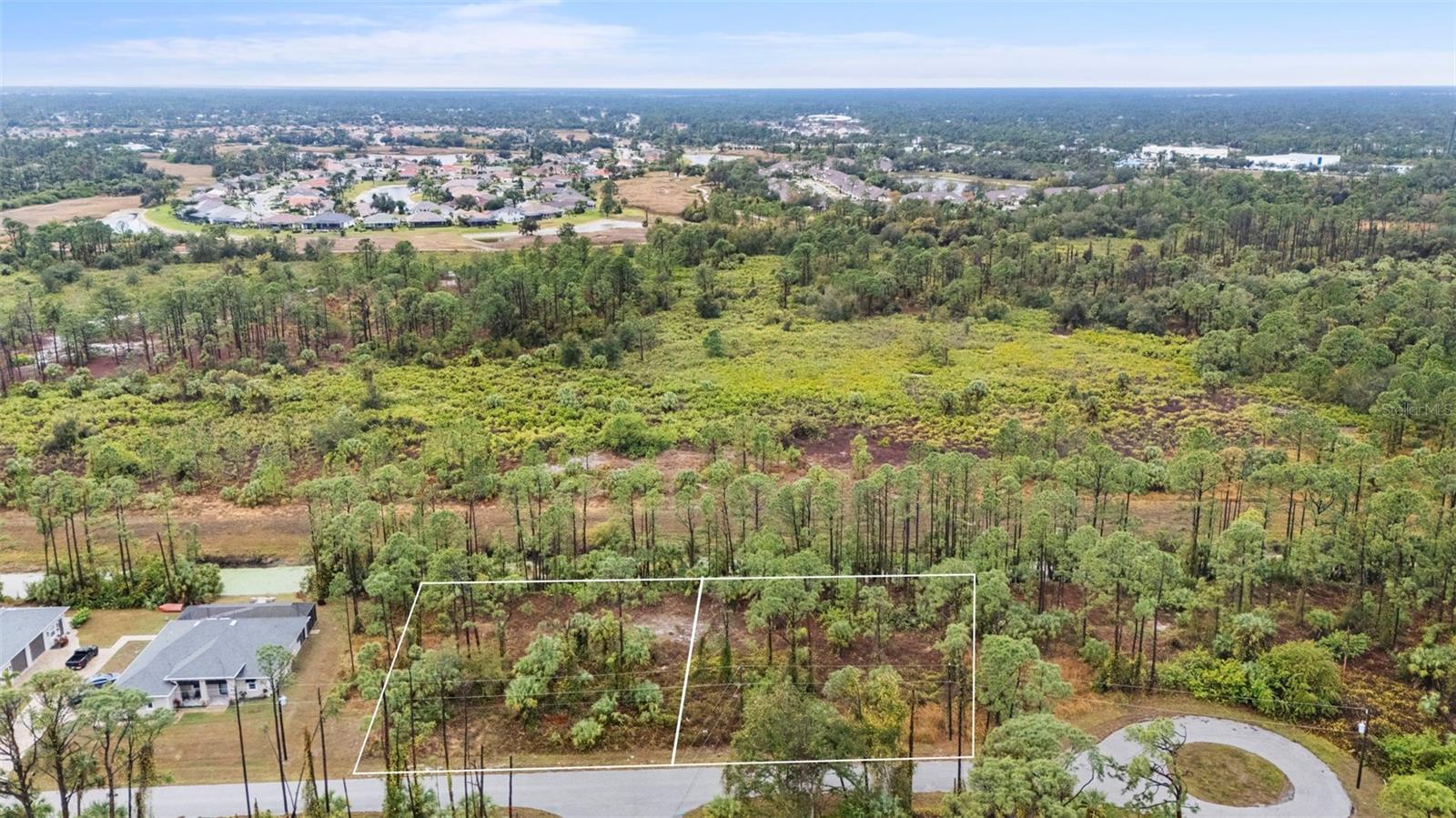 PORT CHARLOTTE SUB 33 - Land