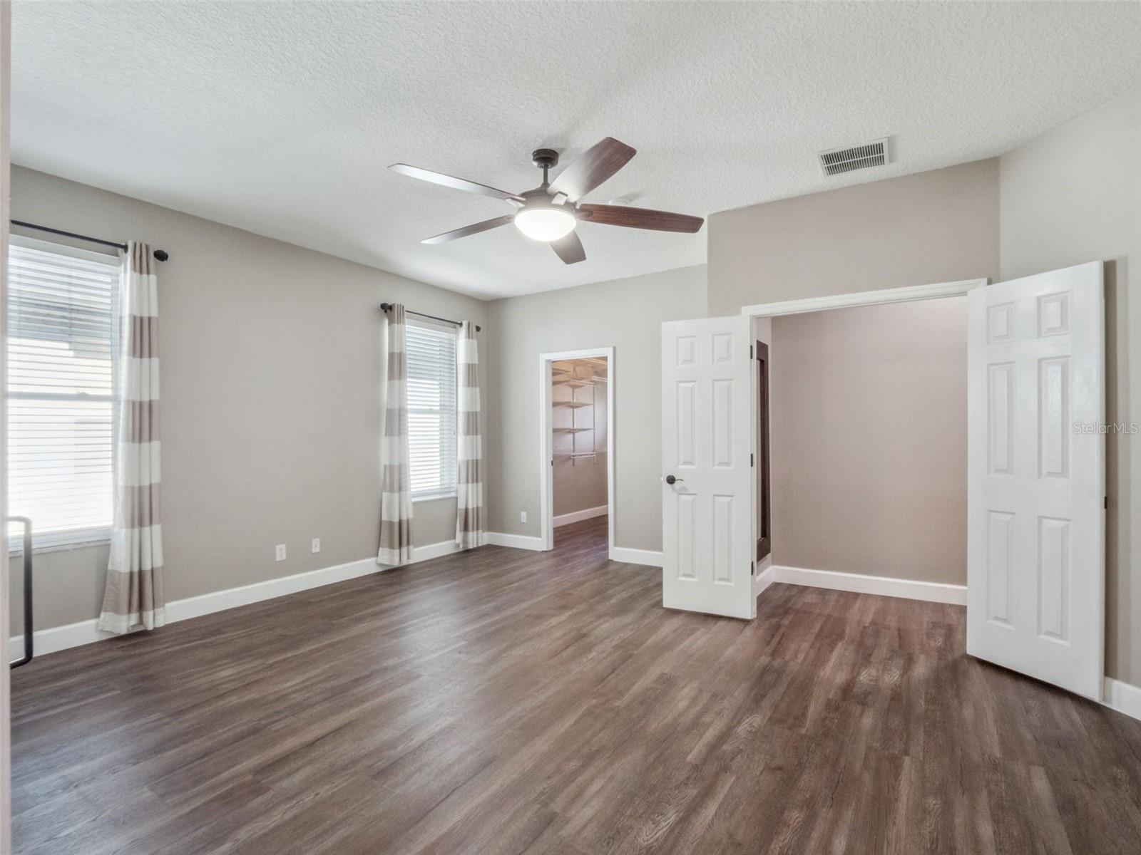 JOHNS LANDING PH 01 44/47 - Residential