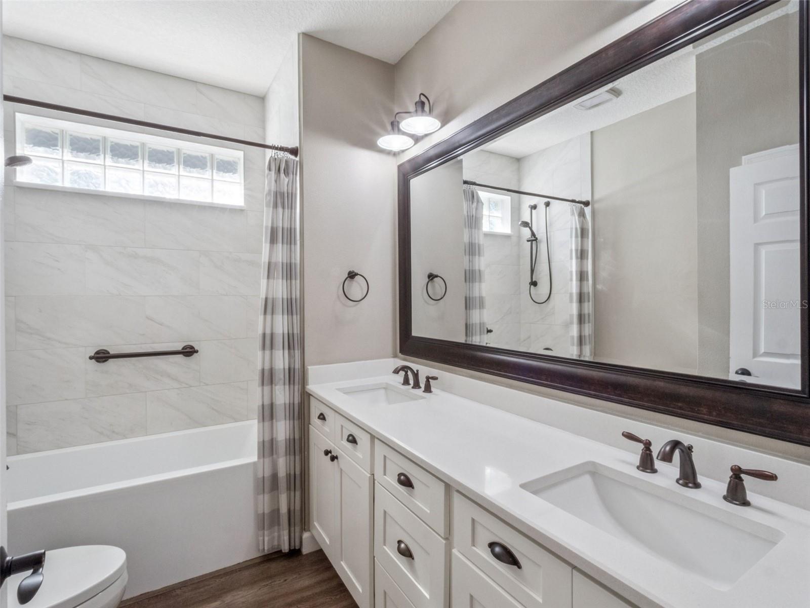 JOHNS LANDING PH 01 44/47 - Residential