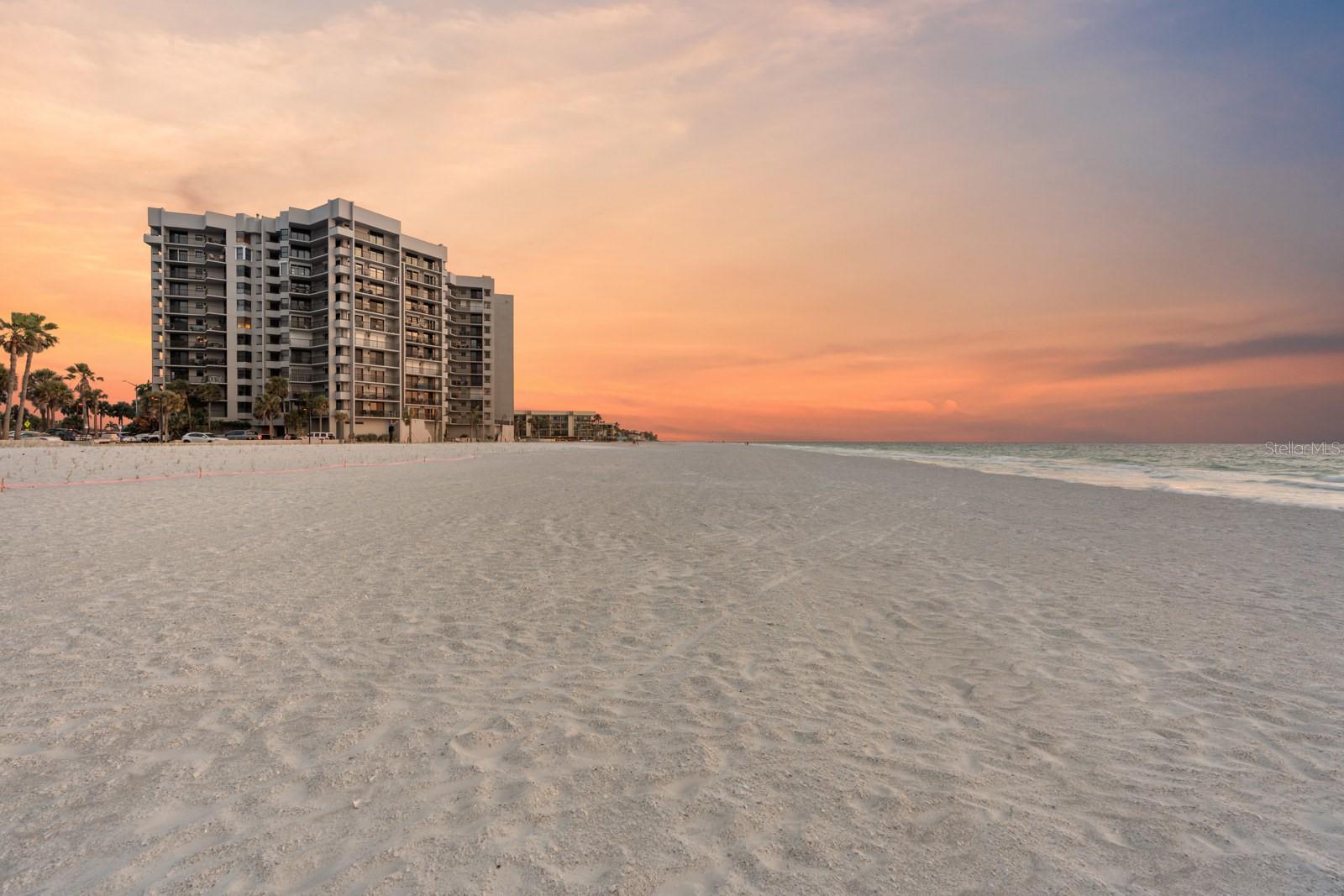 DANS ISLAND ON SAND KEY CONDO - Residential