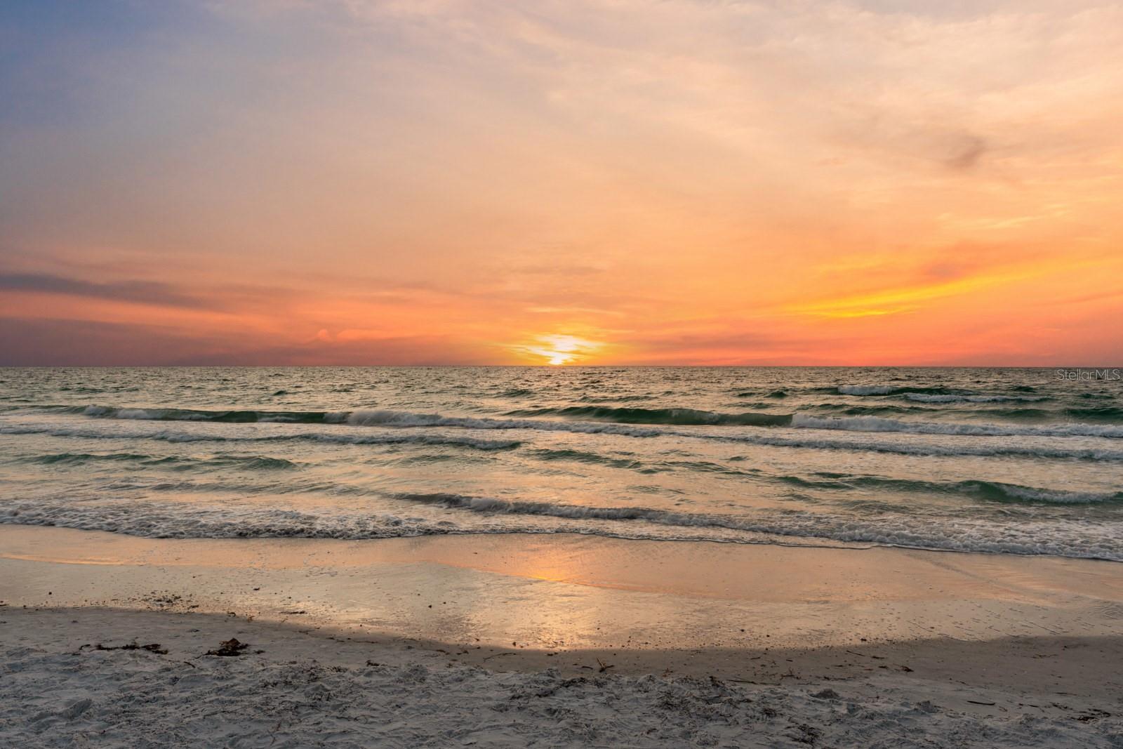 DANS ISLAND ON SAND KEY CONDO - Residential