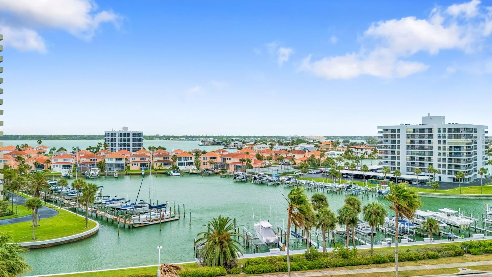 DANS ISLAND ON SAND KEY CONDO - Residential