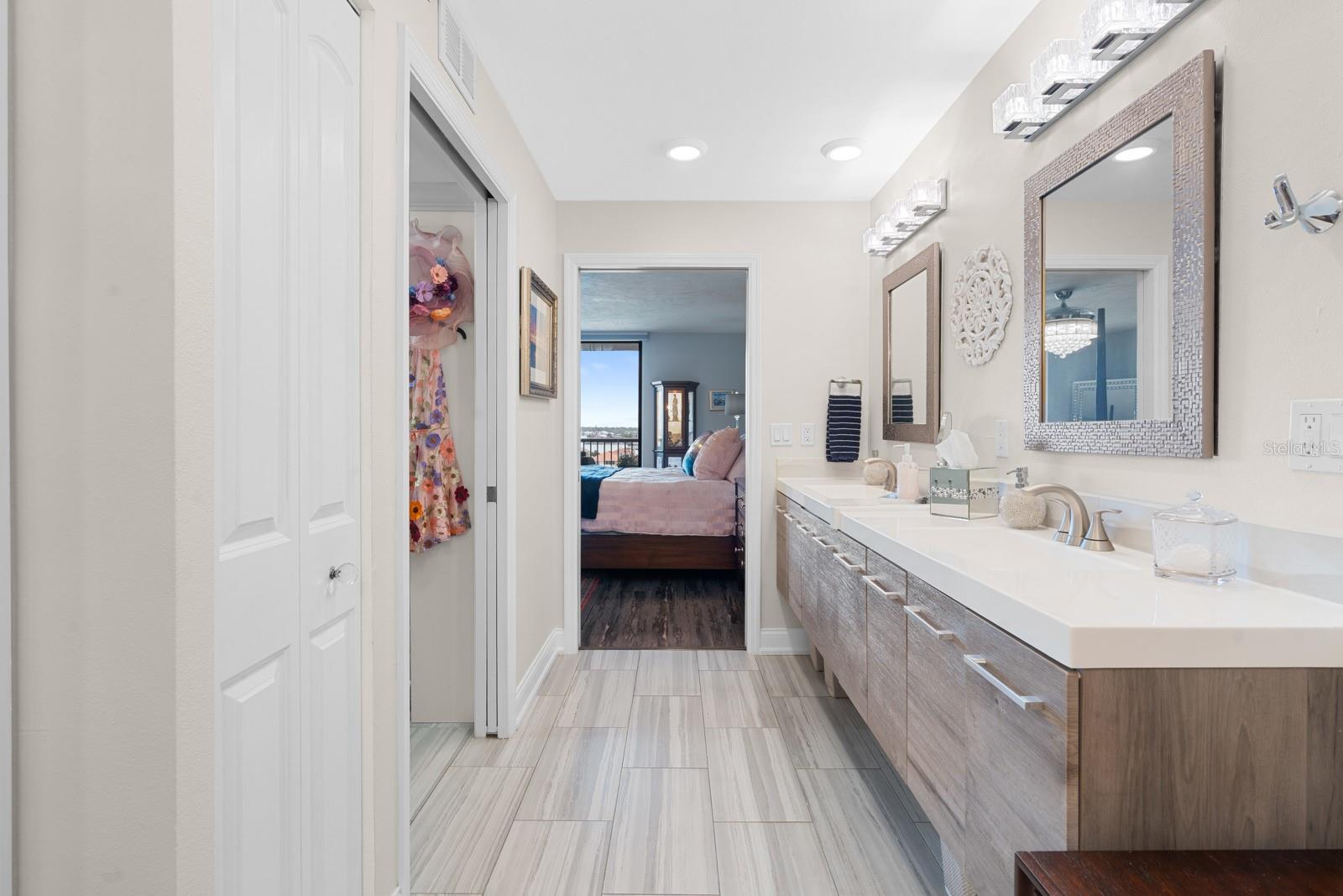 DANS ISLAND ON SAND KEY CONDO - Residential