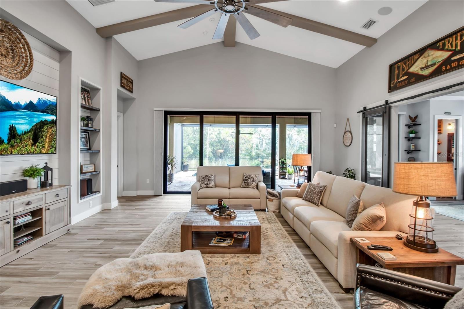 LAKEHOUSE COVE AT WATERSIDE - Residential