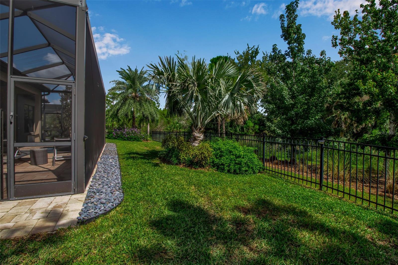 LAKEHOUSE COVE AT WATERSIDE - Residential