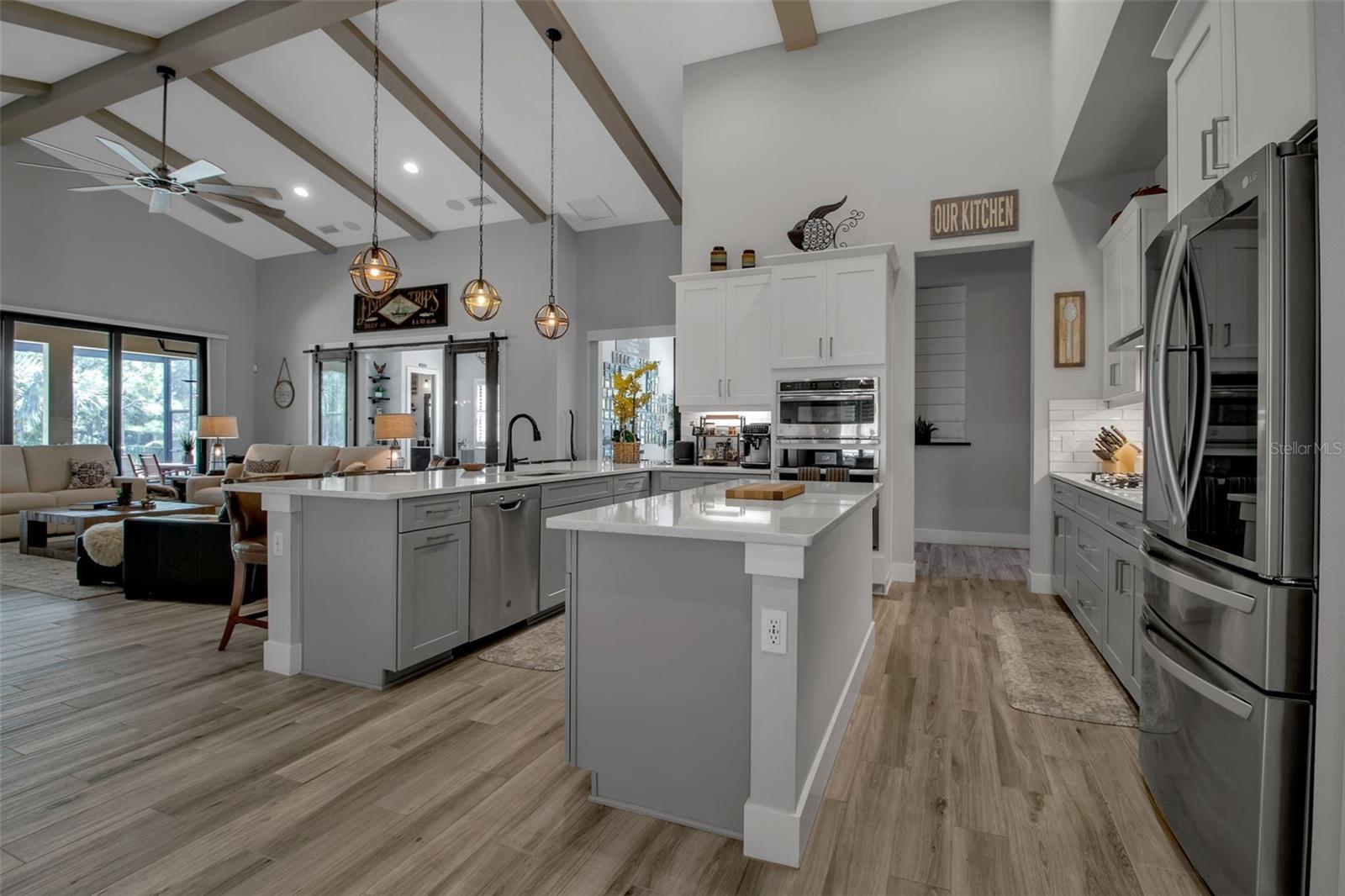 LAKEHOUSE COVE AT WATERSIDE - Residential