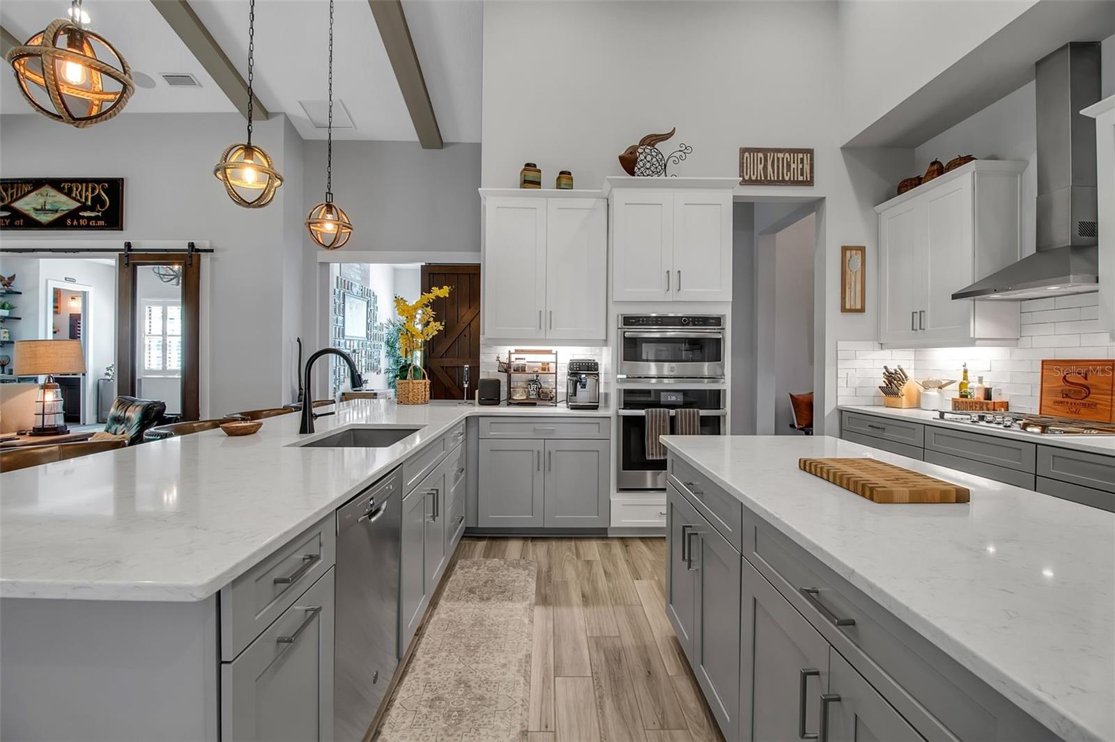 LAKEHOUSE COVE AT WATERSIDE - Residential