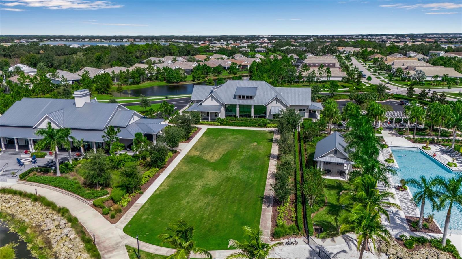 LAKEHOUSE COVE AT WATERSIDE - Residential