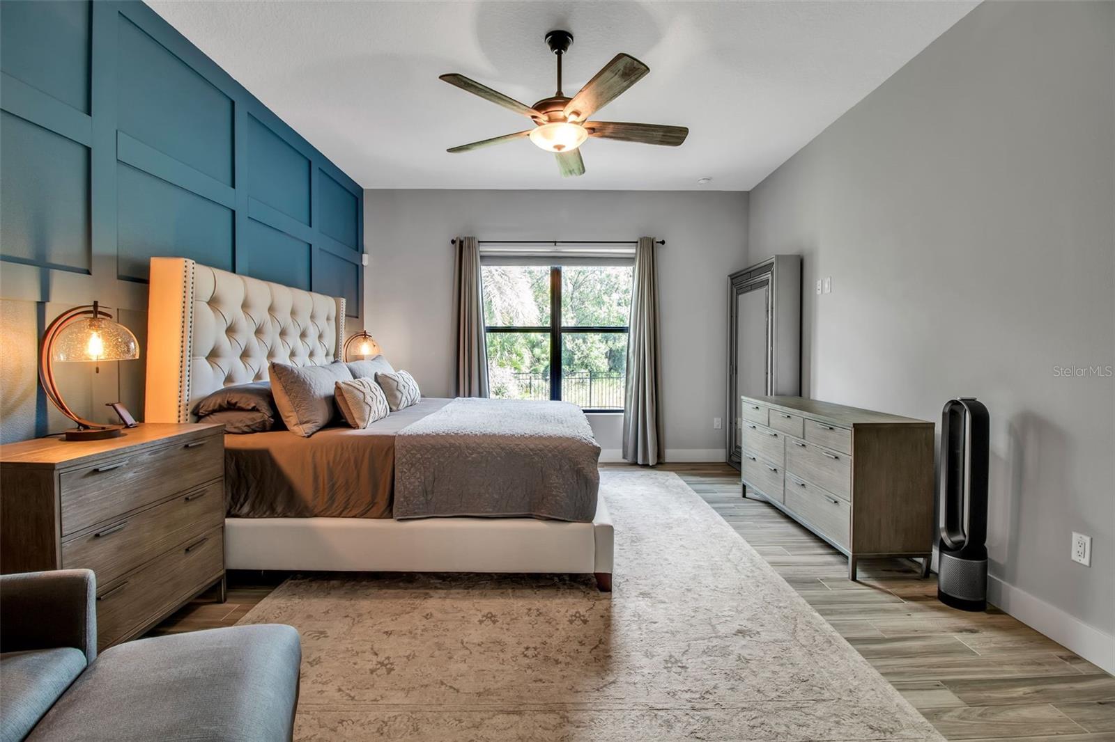 LAKEHOUSE COVE AT WATERSIDE - Residential