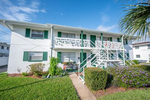 A home in DAYTONA BEACH