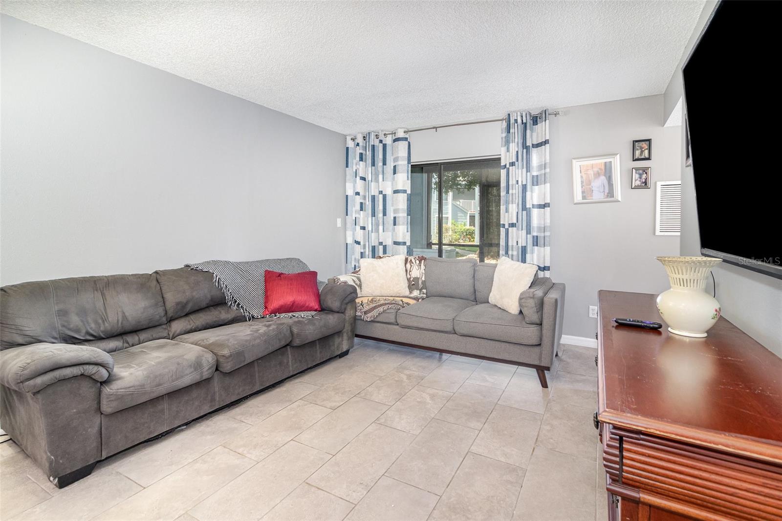 3887 ATRIUM DRIVE 3